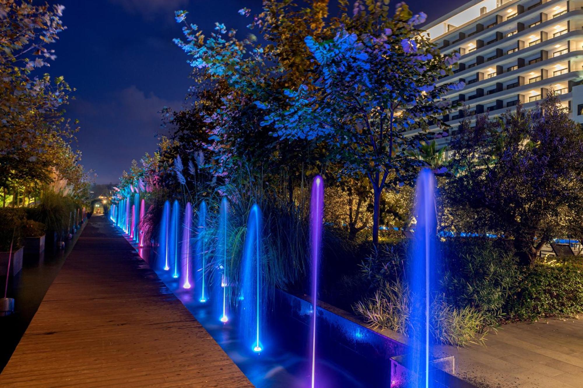 Ramada Plaza & מלון טראבזון
