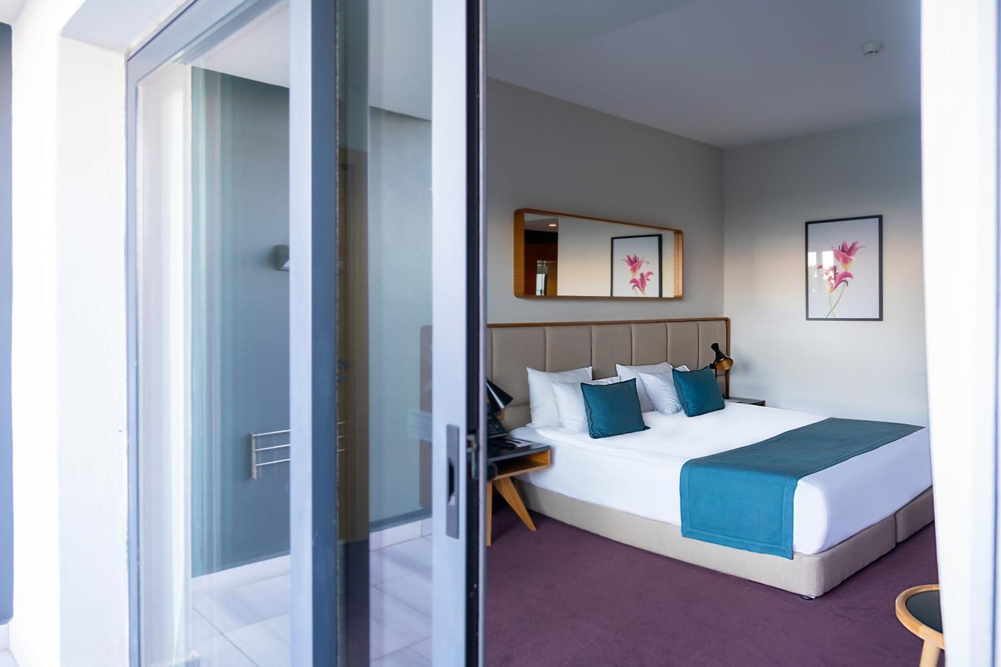 Ramada Plaza & Hotel 5*